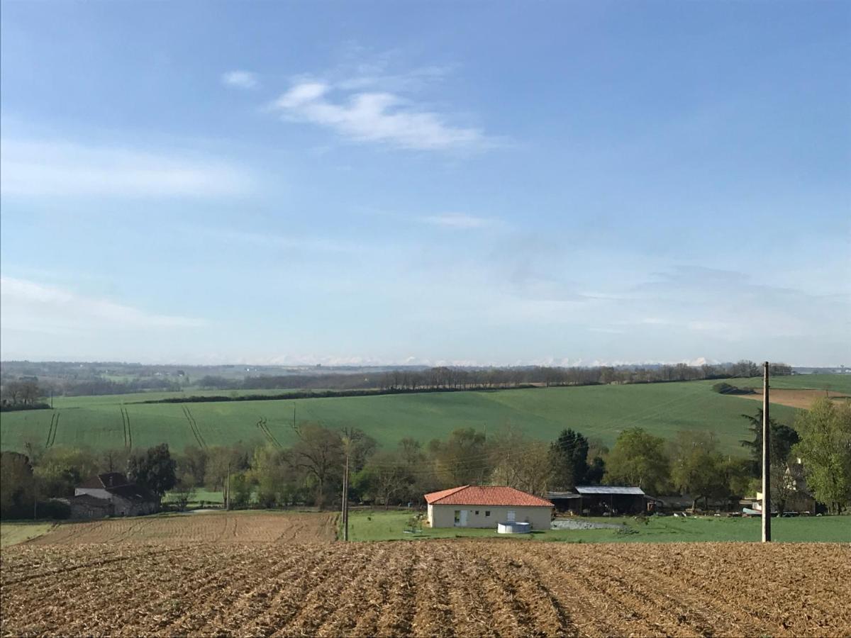 Carreron Gites Gondrin Exterior foto